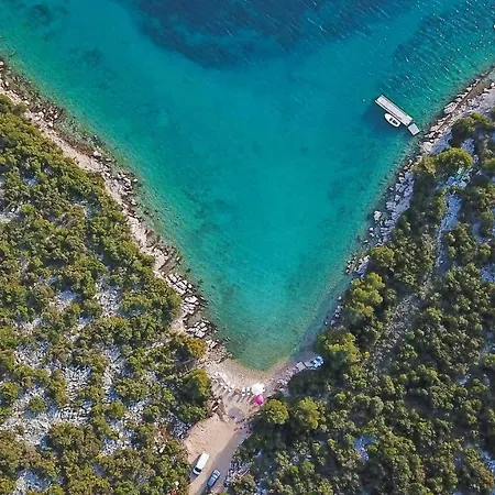 Villa Ivinj I